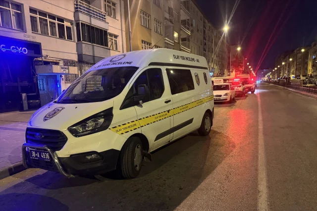 Kayseri'de Aile Faciası: Eşini Öldüren Kişi Hayatına Son Verdi
