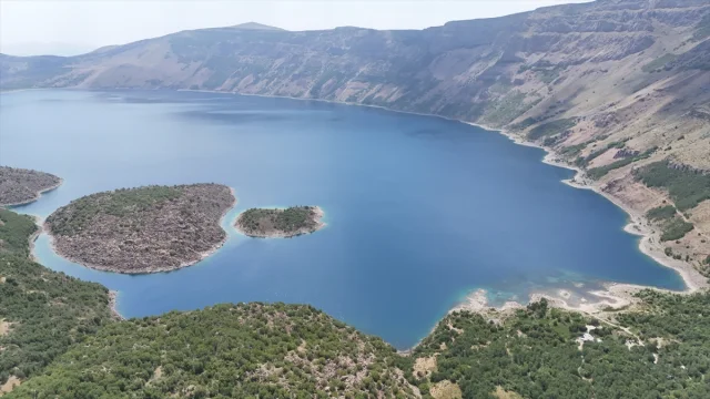 Nemrut Kalderası Turizm ve Güvenlik Denetimleriyle Göz Kamaştırıyor