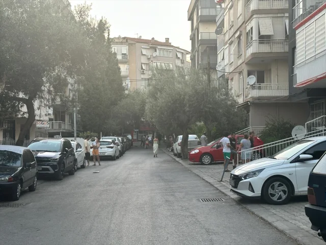 Balıkesir Sındırgı'da Şiddetli Deprem Halkı Tedirgin Etti
