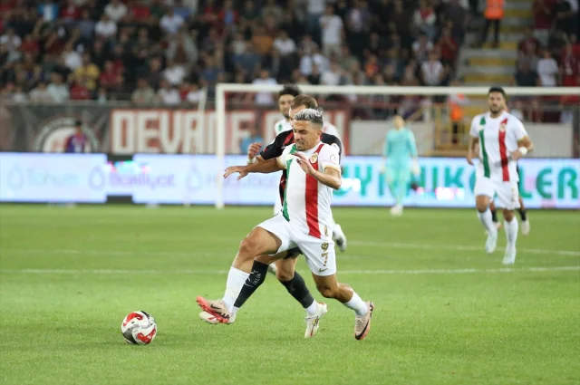Trendyol 1. Lig'de Arca Çorum FK'dan Sezon Açılışında Görkemli Zafer