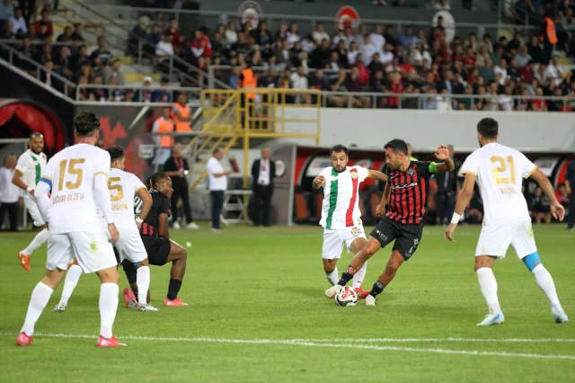 Trendyol 1. Lig'de Arca Çorum FK'dan Sezon Açılışında Görkemli Zafer