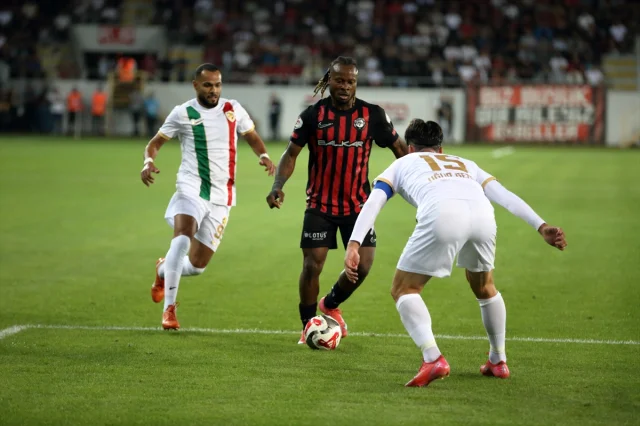 Trendyol 1. Lig'de Arca Çorum FK'dan Sezon Açılışında Görkemli Zafer