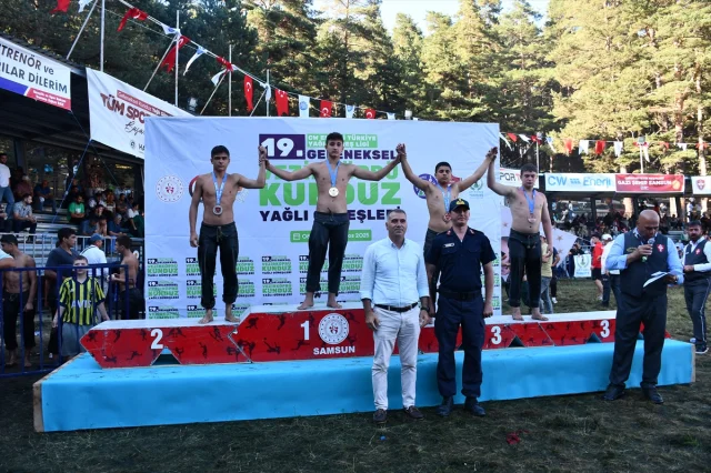 Kunduz Güreşleri'nde Başpehlivanlık Tahtına Feyzullah Öztürk Oturdu