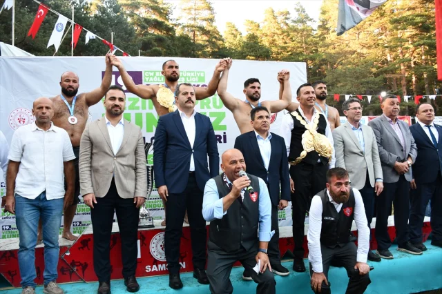 Kunduz Güreşleri'nde Başpehlivanlık Tahtına Feyzullah Öztürk Oturdu