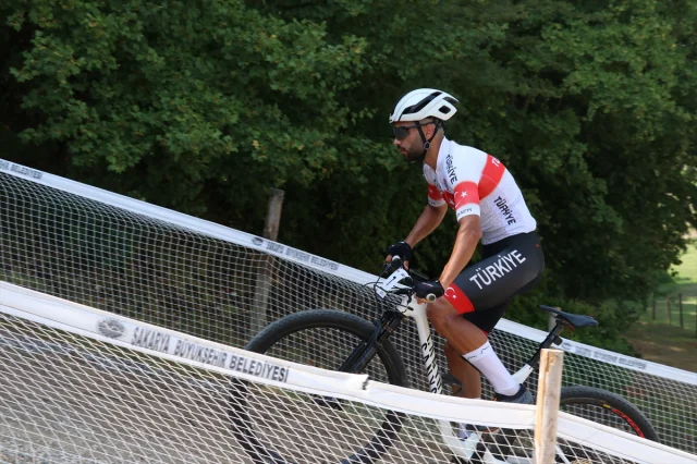 Burak Başer Dünya Şampiyonası İçin Pedal Çeviriyor