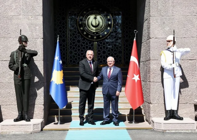 Savunma ve Kalkınma İş Birliği Odaklı Türkiye-Kosova Görüşmesi