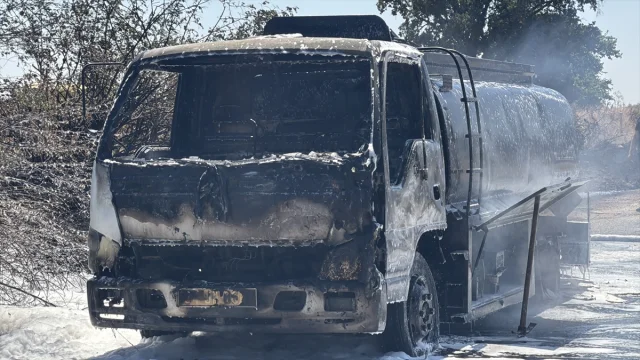 Edirne'de Akaryakıt Tankerinde Yangın Panik Yarattı