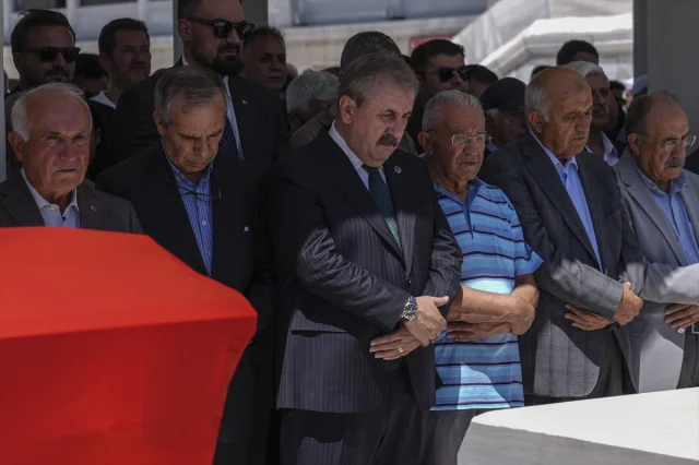 Eski Sağlık Bakanı Halil Şıvgın'a Ankara'da Veda