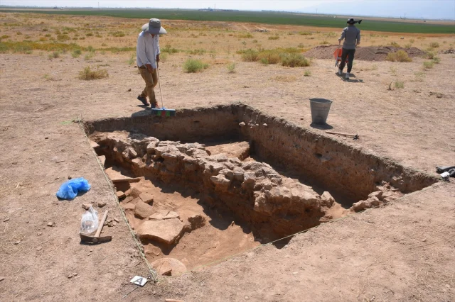 Üçhöyük'te Japon Arkeologlar Geçmişin İzlerini Sürüyor