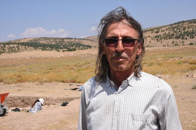 Üçhöyük'te Japon Arkeologlar Geçmişin İzlerini Sürüyor