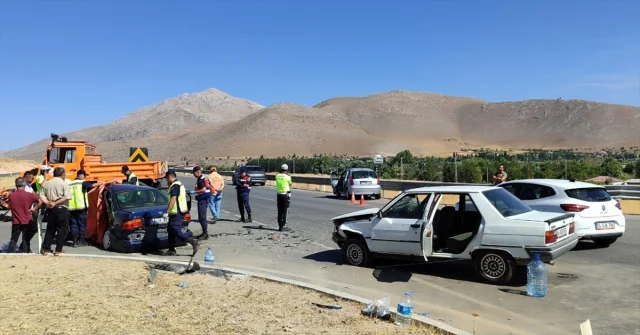 Kahramanmaraş'ta Zincirleme Kaza Can Aldı: 1 Ölü, 8 Yaralı