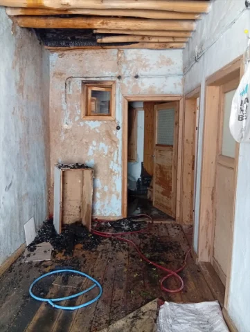 Elazığ'da Tarihi Kervansaray Yangın Tehlikesiyle Yüzleşti