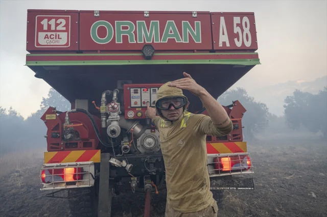 Çanakkale'de Orman Yangını Kontrol Altında: Yoğun Müdahale ve Son Durum