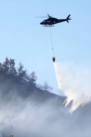 Manisa'da Soma ve Alaşehir Orman Yangınları Mücadelesi Devam Ediyor