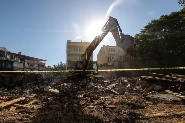 Balıkesir'deki Deprem Sonrasında Yeniden Umuda Yolculuk