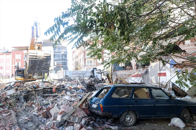 Balıkesir'deki Deprem Sonrasında Yeniden Umuda Yolculuk