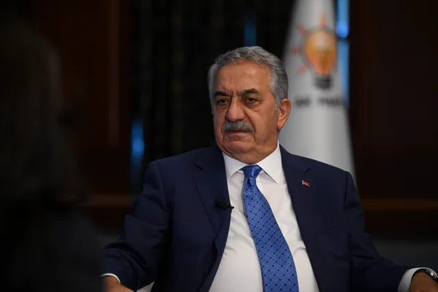 AK Parti'den Yeni Anayasa Çağrısı ve Darbe Karşıtı Vurgular