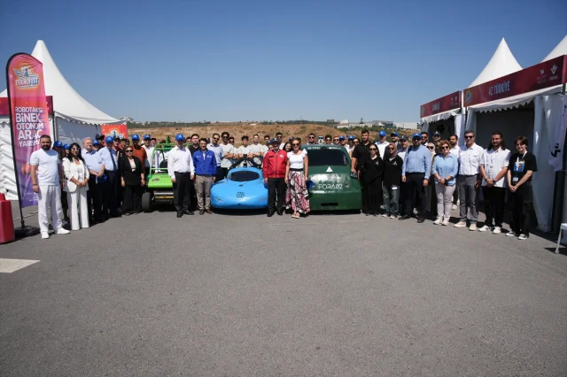 Bilişim Vadisi'nde Uluslararası Otonom Araç Teknolojileri Ça...