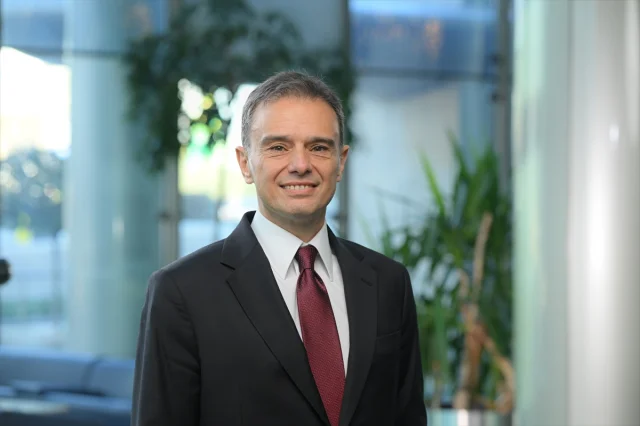 Dijital Araç Kiralamada Yeni Adım: Garanti BBVA Mobil'den Ye...