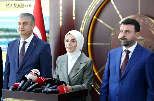 Aile Bakanı Göktaş, Karabük'te Deprem ve Sosyal Hizmetler Üzerine Konuştu