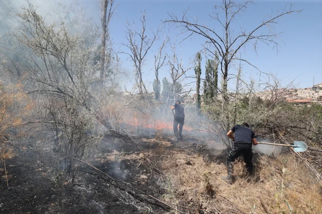 Nevşehir'deki Yangın Tehlikesi Başarıyla Kontrol Altına Alın...