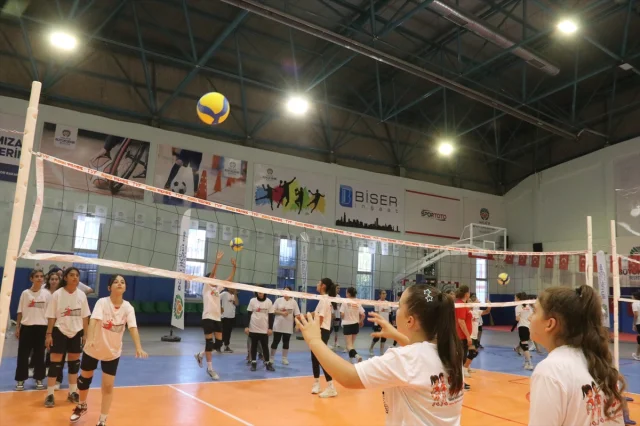 TVF Başkanı Üstündağ'dan Malatya'da Anlamlı Destek