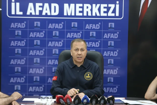 Çanakkale'de Büyük Orman Yangını: Bölgede Seferberlik Ruhuyla Çalışıldı
