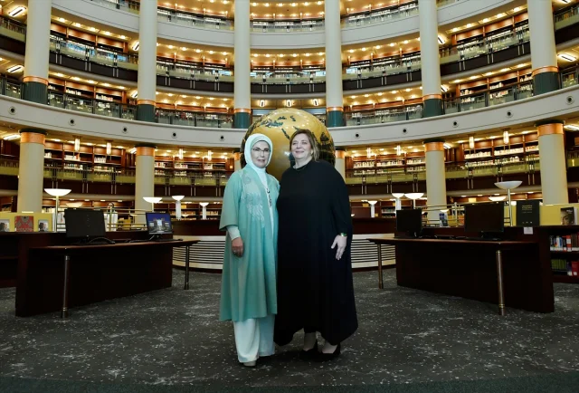 Emine Erdoğan ve Tamar Bagrationi'den Anlamlı Ziyaret: Millet Kütüphanesi'nde Tarih ve Kültür Yolculuğu