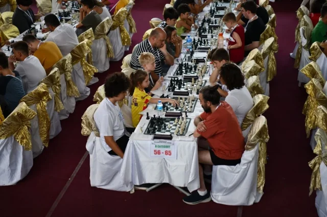 Keşan'da 20. Uluslararası Satranç Turnuvası Heyecanı Başladı