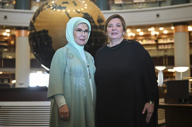 Emine Erdoğan ve Tamar Bagrationi'den Anlamlı Ziyaret: Millet Kütüphanesi'nde Tarih ve Kültür Yolculuğu