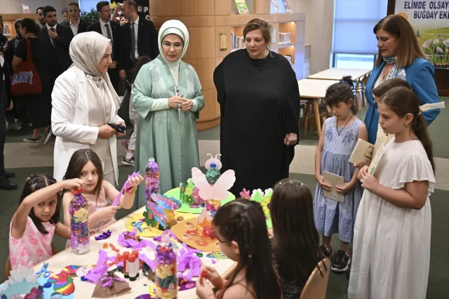 Emine Erdoğan ve Tamar Bagrationi'den Anlamlı Ziyaret: Millet Kütüphanesi'nde Tarih ve Kültür Yolculuğu