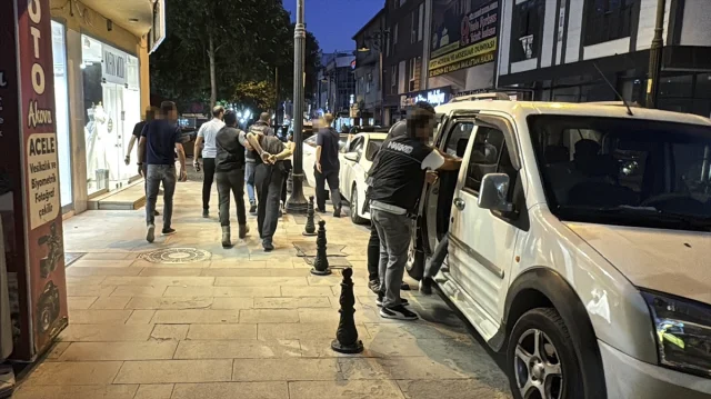 Erzincan'da Narkotik Operasyonu Suç Şebekesini Çökertti