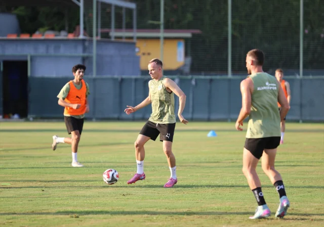 Alanyaspor ile Çaykur Rizespor Mücadelesi İçin Hazırlıklar Başladı