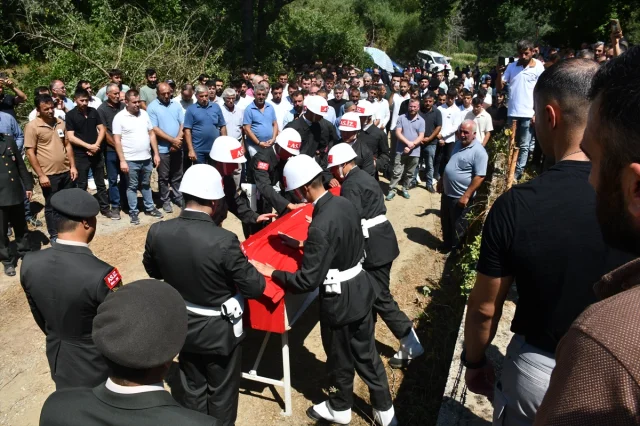 Şehit Uzman Çavuş Selami Acımaz'a Samsun'da Coşkulu Veda