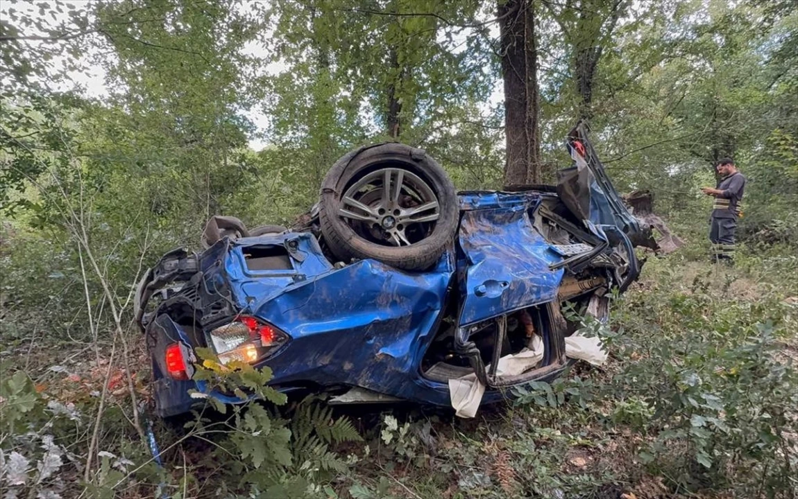 Çekmeköy'de Trafik Kazası Öğretmeni Hayatından Etti