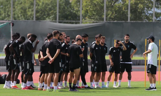 Kocaelispor'un Samsunspor Maçı Öncesi Hazırlıkları Tüm Hızıyla Devam Ediyor