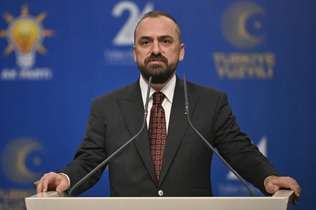 AK Parti'nin 24 Yıllık Siyasi Yolculuğu