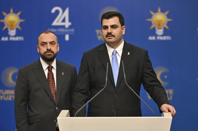 AK Parti'nin 24 Yıllık Siyasi Yolculuğu