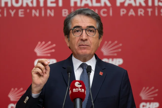 CHP'li Karatepe'den Hükümete Sert Eleştiri