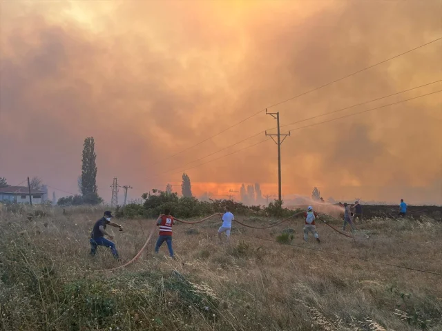 Türk Kızılay'ın Orman Yangınları ile Mücadeledeki Etkin Rolü