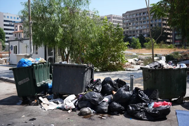 İzmir'in Çöp Sorunu Büyüyor: Tepkiler Artıyor