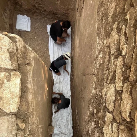 Amos Antik Kentindeki Kazılar Geçmişe Işık Tutuyor