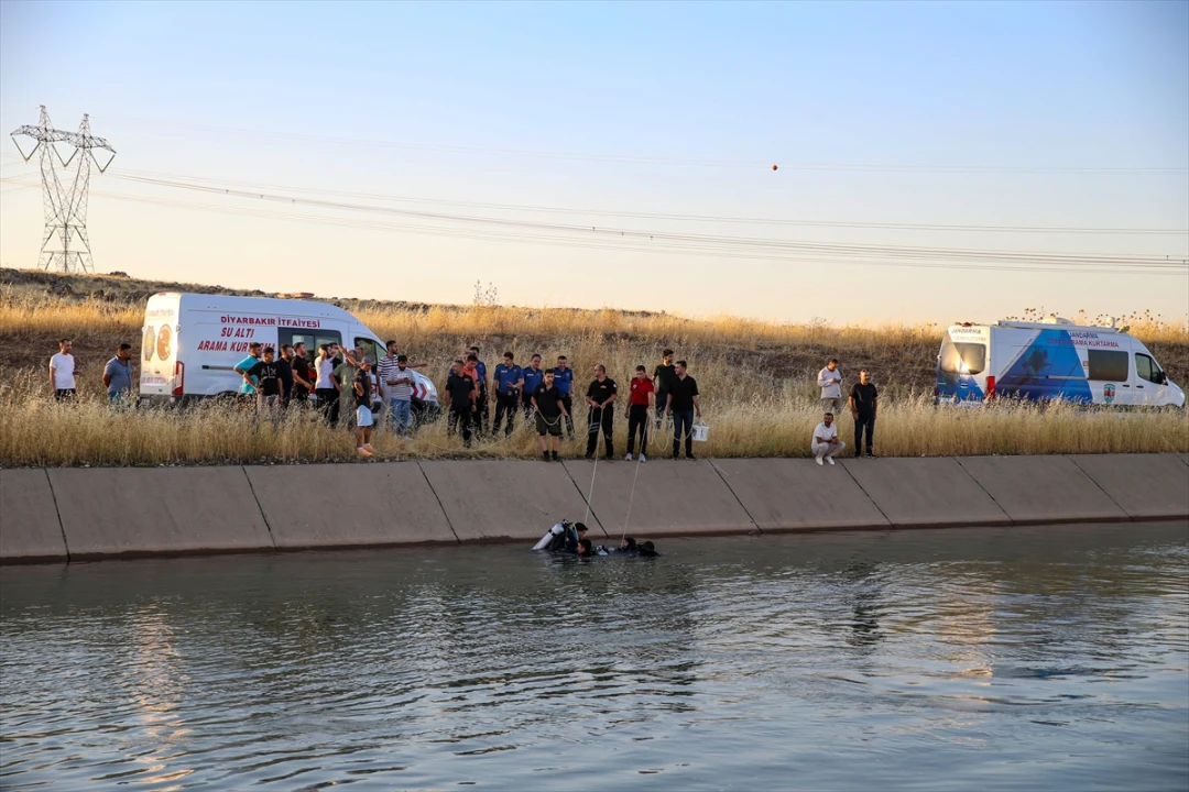 Diyarbakır'da Ailesi Yas Tutuyor Genç Çocuk Sulama Kanalında Can Verdi