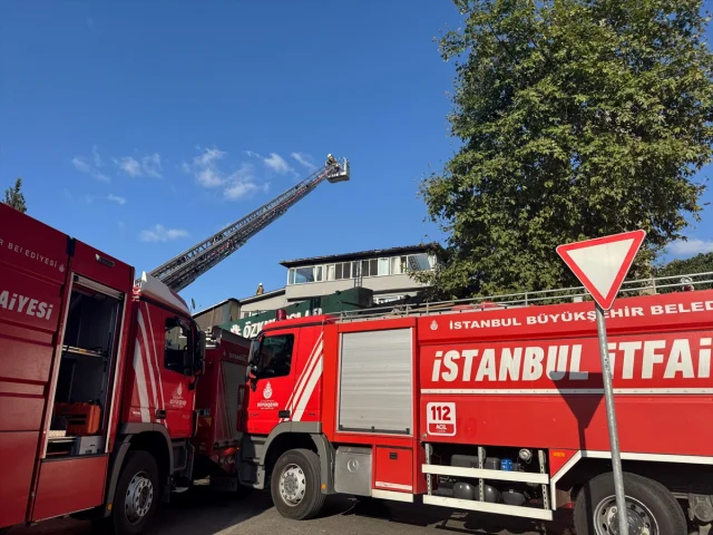 Beykoz'da Korkutan Yangın Kontrol Altına Alındı