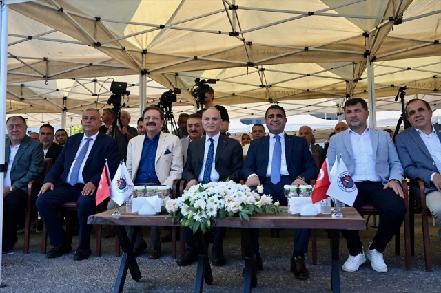 Rifat Hisarcıklıoğlu Düzce'de İş Dünyasına Seslendi