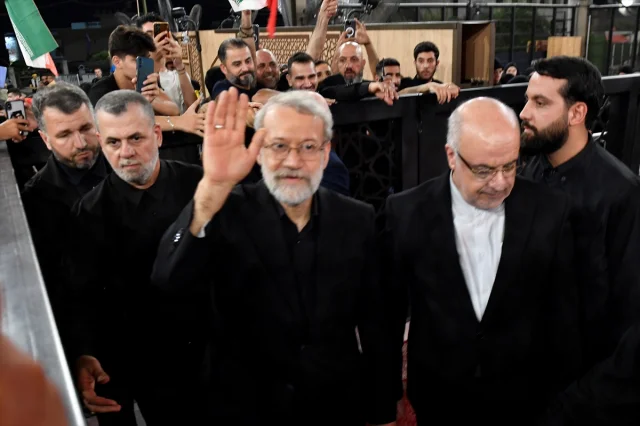 İran'dan Beyrut'ta Önemli Ziyaret: Hizbullah'a Desteğin Altı Çizildi