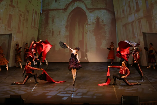 Bodrum Bale Festivali'nde "Don Kişot" Fırtınası