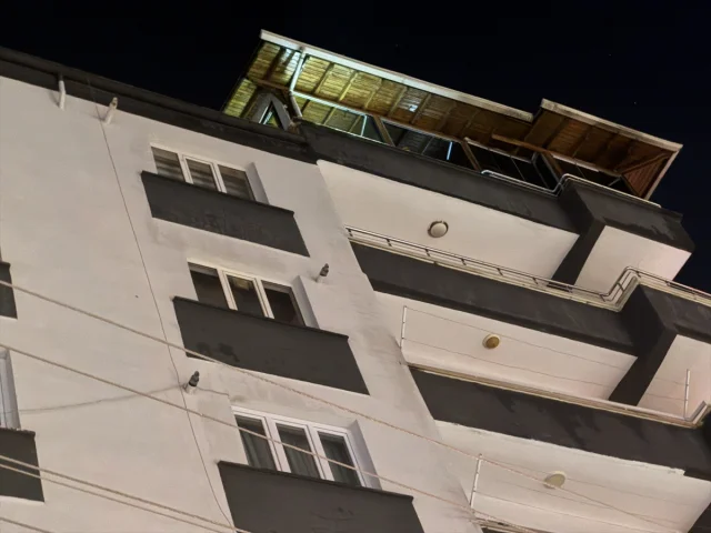 Gaziantep'te Apartman Yangını Paniğe Neden Oldu