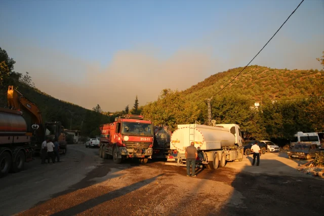Hatay'ın Alevlerle İmtihanı: Orman Yangınına Yoğun Müdahale