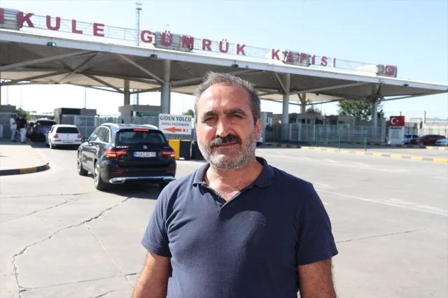 Gurbetçiler Kapıkule'den Duygusal Ayrılık Yaşıyor